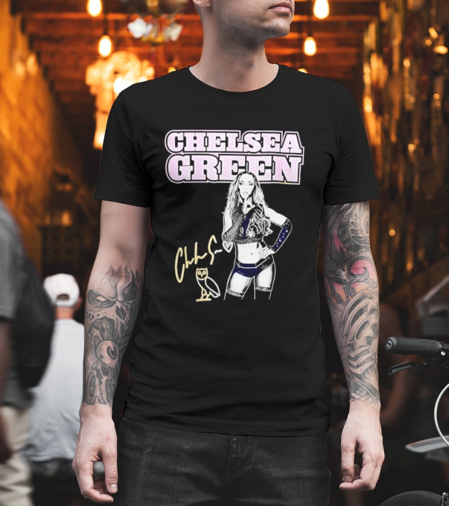 Chelsea Green Wrestling Owl Gesture Signature T-Shirt