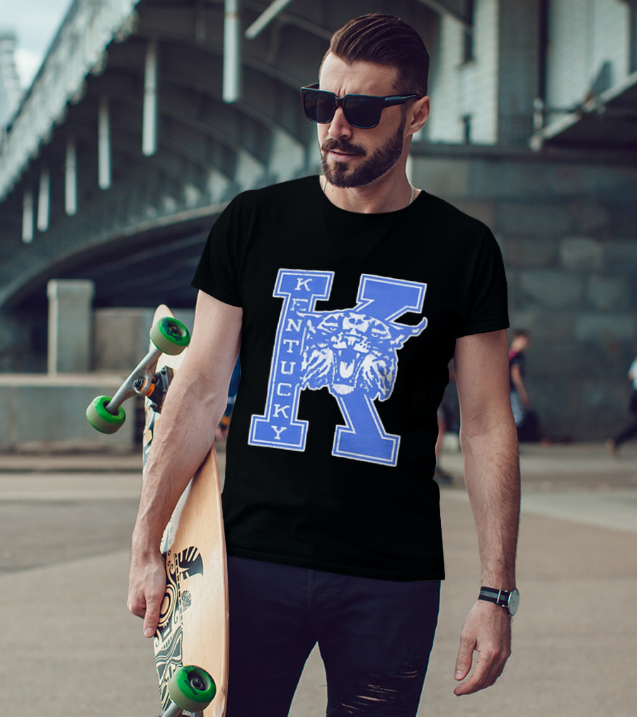 Kentucky Wildcats NCAA Distressed Block Letter K Wildcats Head T-Shirt