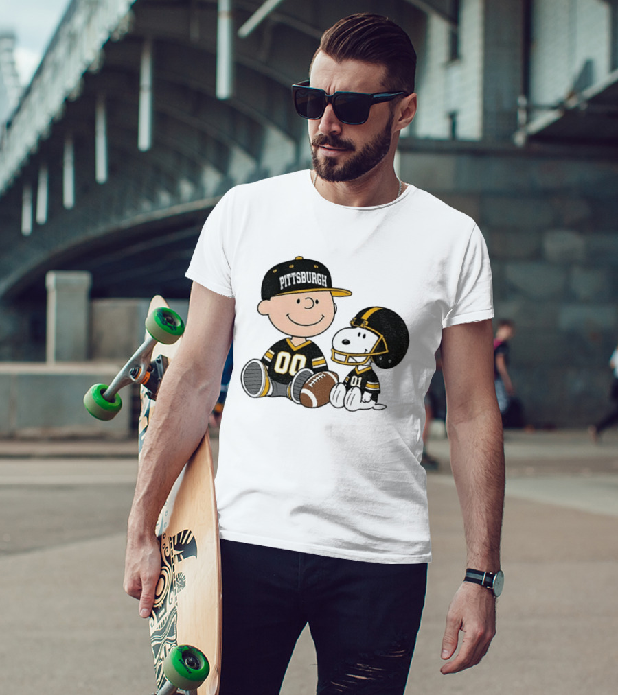 Pittsburgh Football Charlie Brown Snoopy Pigskin Player T-Shirt