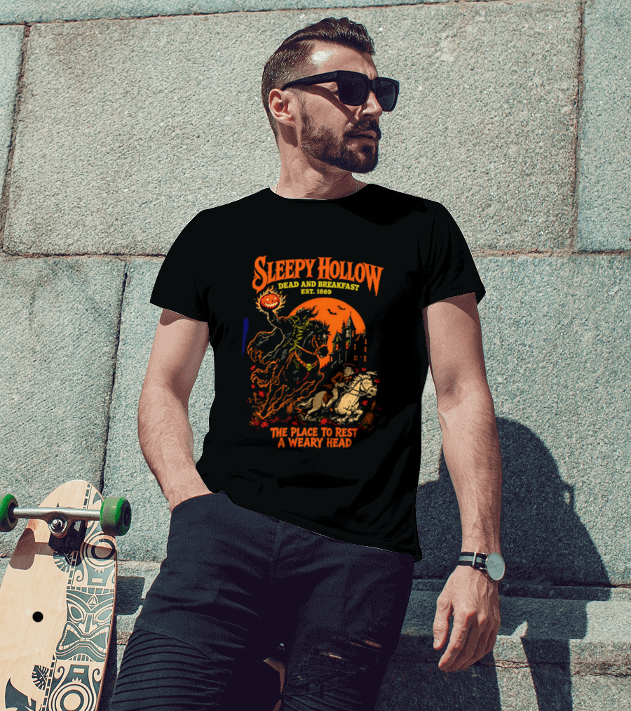 Sleepy Hollow Dead And Breakfast Est 1820 Headless Horseman The Place To Rest A Weary Head Halloween Pumpkin T-Shirt
