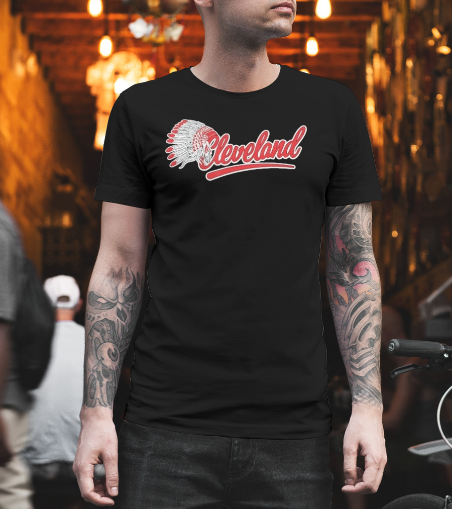 Cleveland Native American Feather Headdress Distressed Script T-Shirt