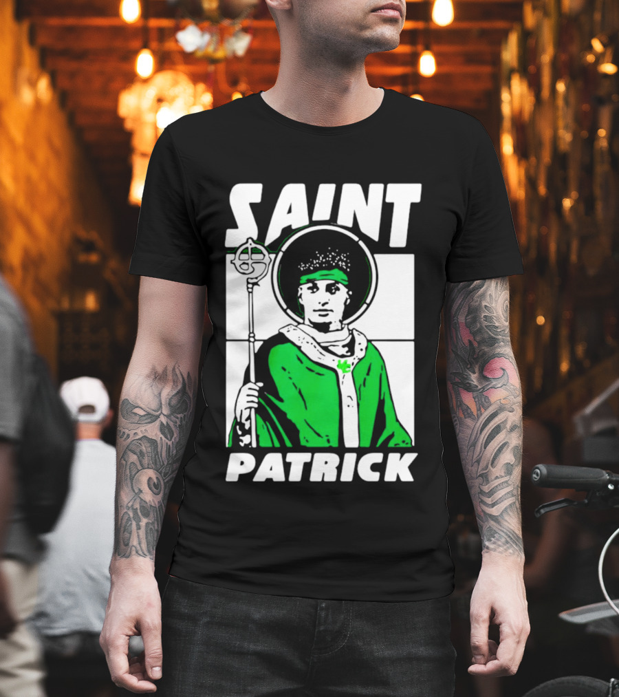 Saint Patrick Mahomes Kansas City Chiefs Iconic Green Halo And Staff T-Shirt