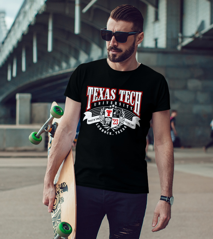 Texas Tech University Red Raiders Crest Lubbock Texas '23 T-Shirt