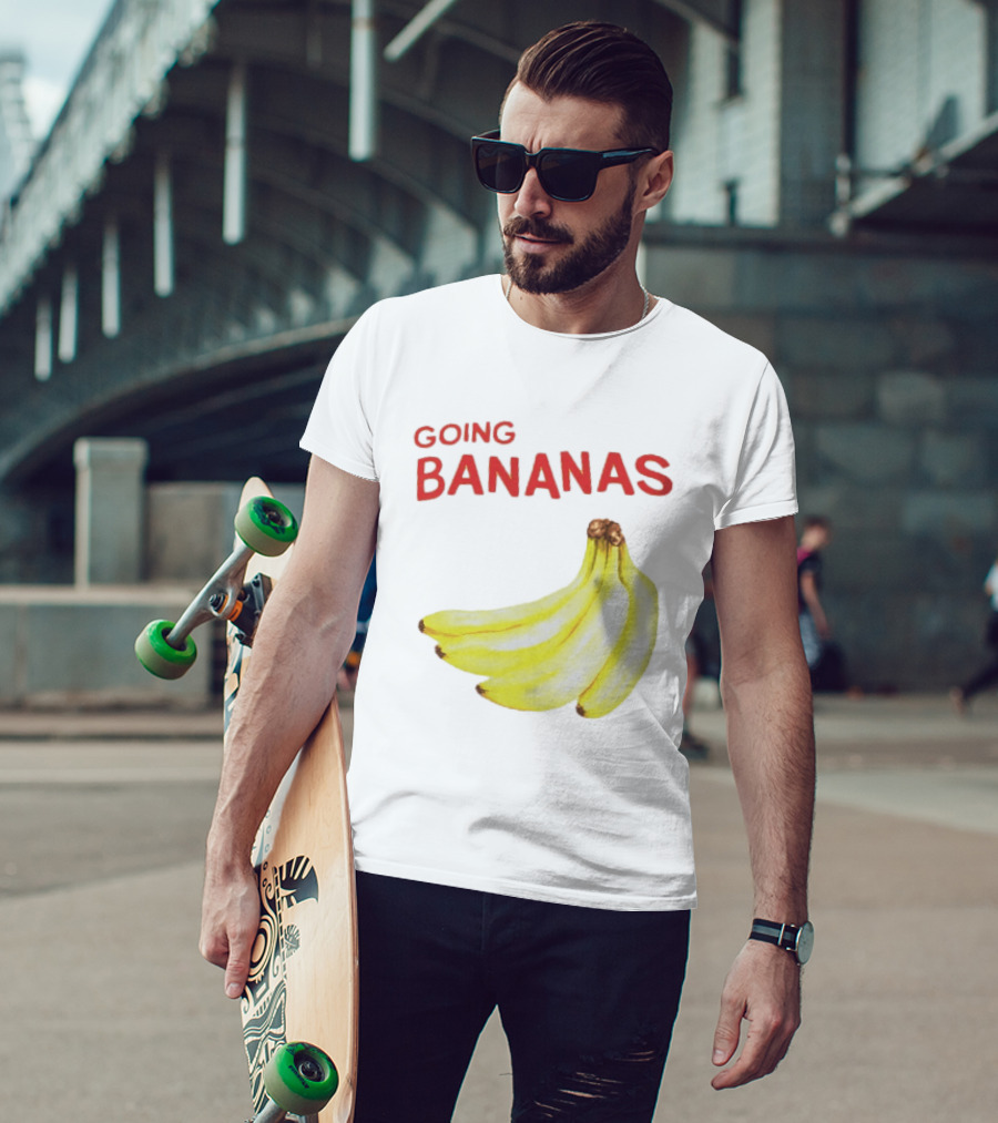 Going Bananas Funny Yellow Fruit Pun T-Shirt