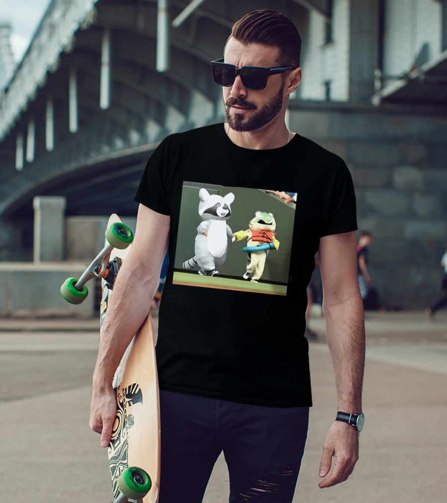 Seattle Mariners Mascots Jimothy Vs Humpy Salmon Running Event T-Shirt
