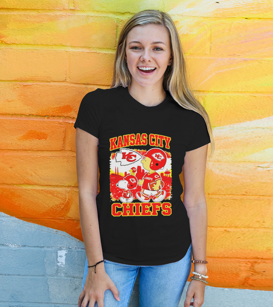 Kansas City Chiefs Snoopy Woodstock Skyline Football 2026 T-Shirt