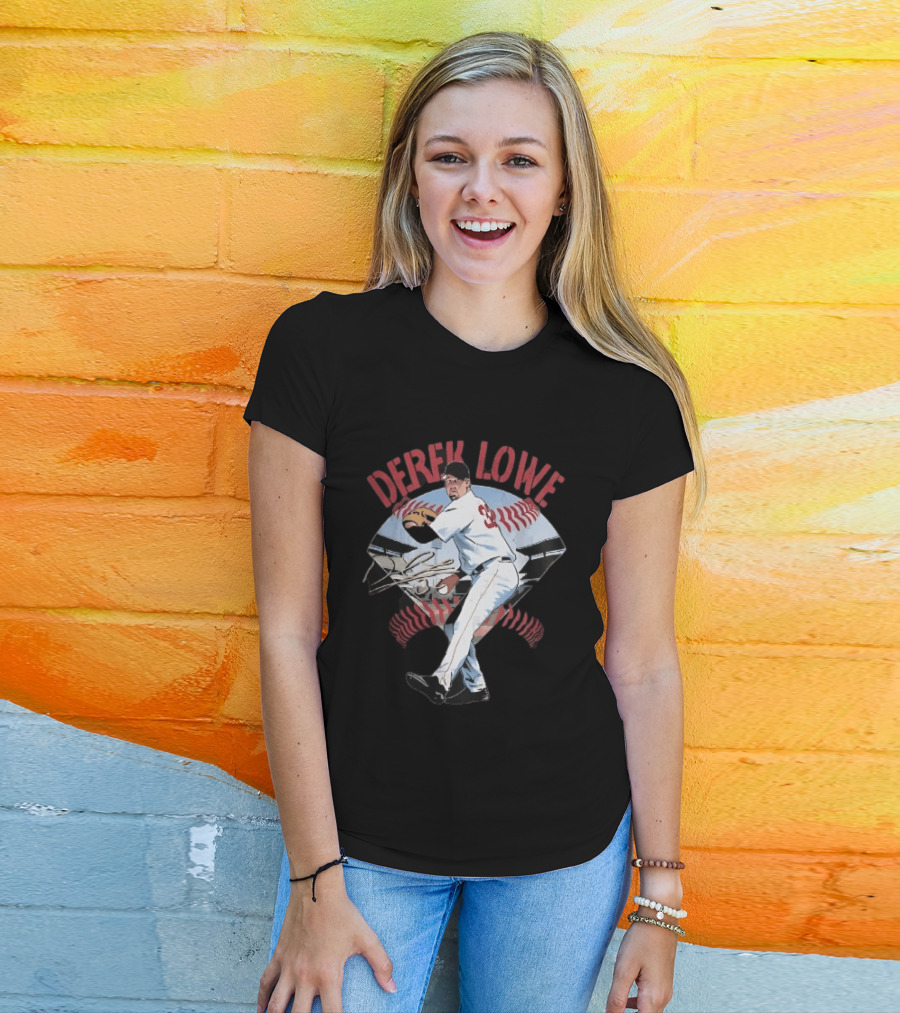 Derek Lowe Number 32 Pitcher Vintage Baseball Action T-Shirt