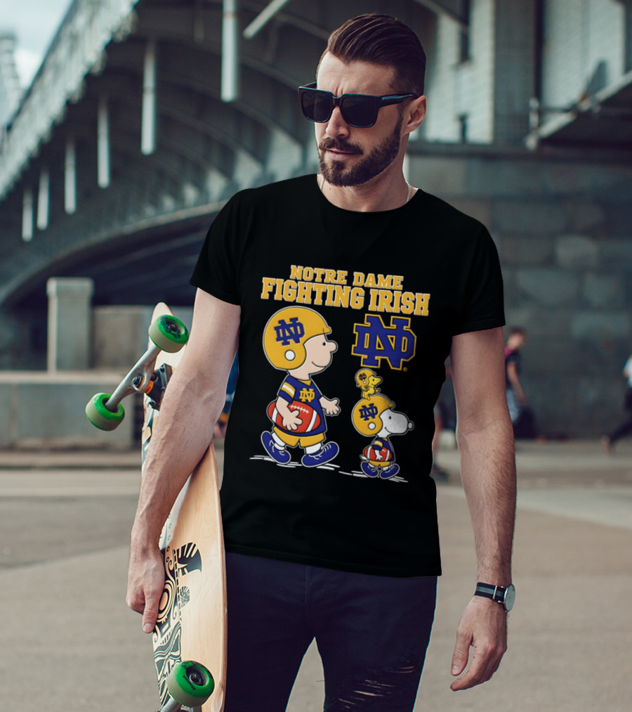 Notre Dame Fighting Irish Snoopy Charlie Brown Football 2026 Peanuts T-Shirt