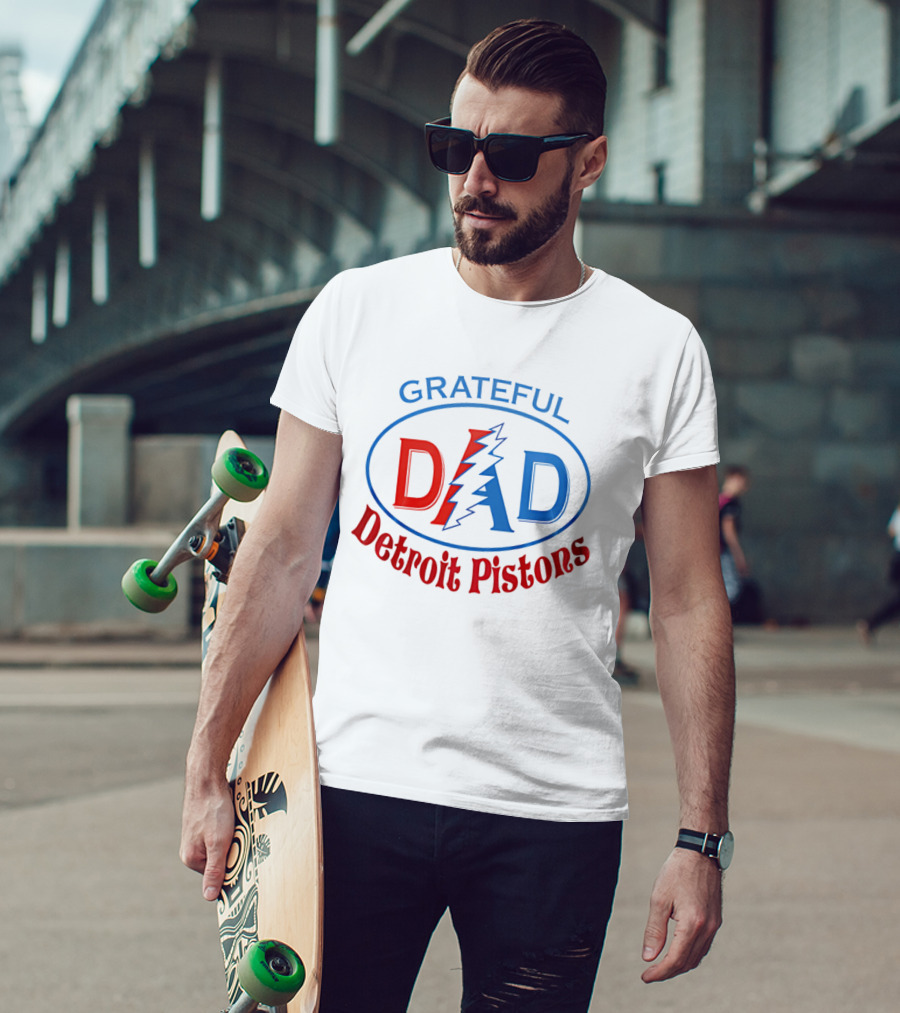Grateful Dad Detroit Pistons Lightning Bolt T-Shirt