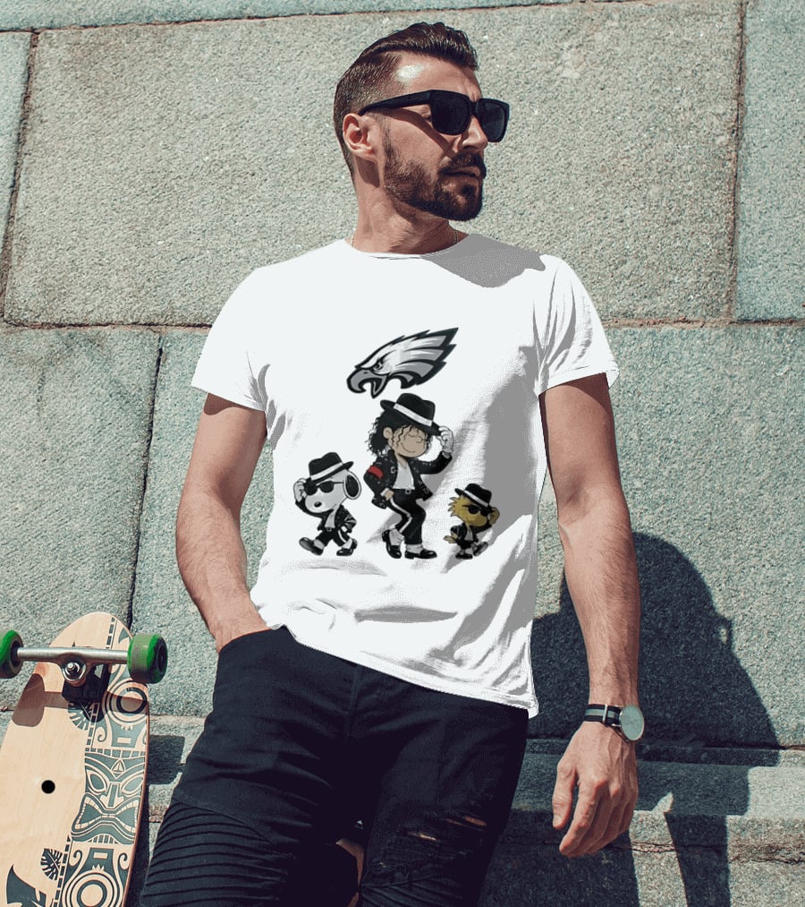 Philadelphia Eagles Snoopy Charlie Brown Woodstock Pop Rock Dancing T-Shirt
