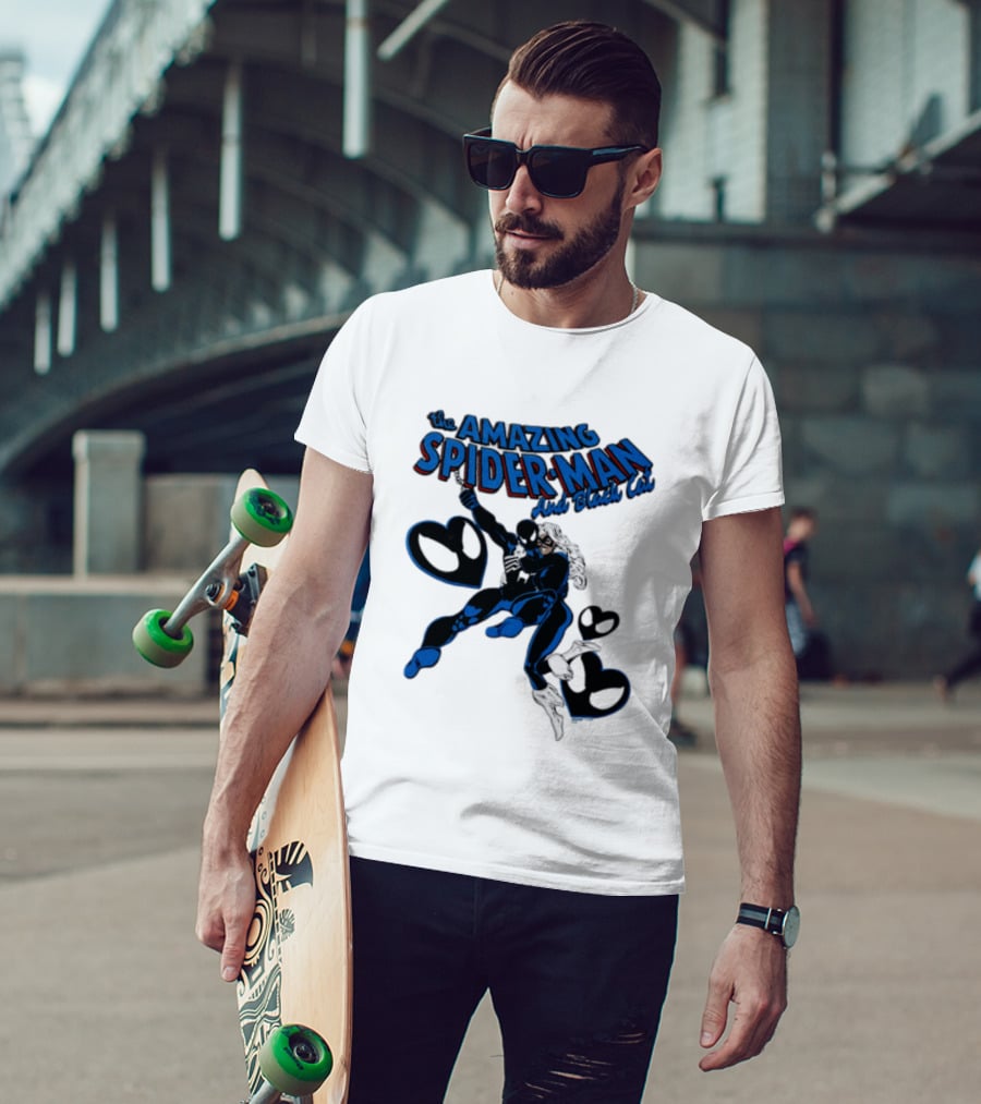 The Amazing Spider Man Hugs Black Cat With Hearts T-Shirt
