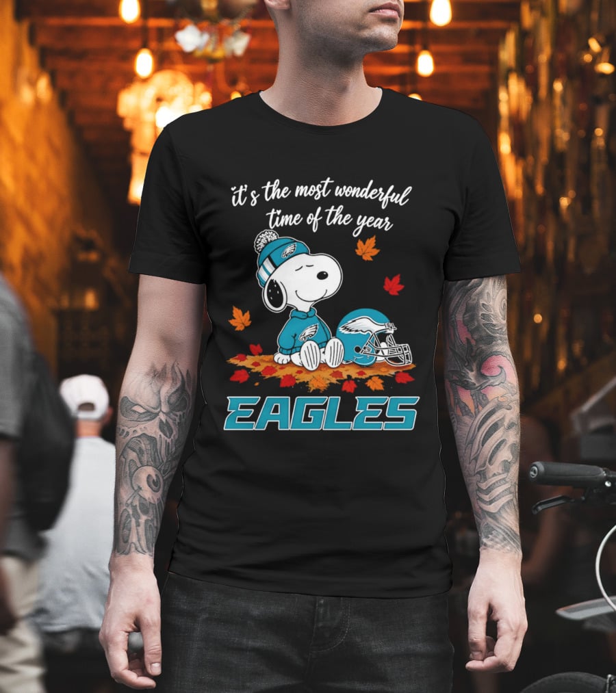 Snoopy Philadelphia Eagles It's The Most Wonderful Time Of The Year T-Shirt