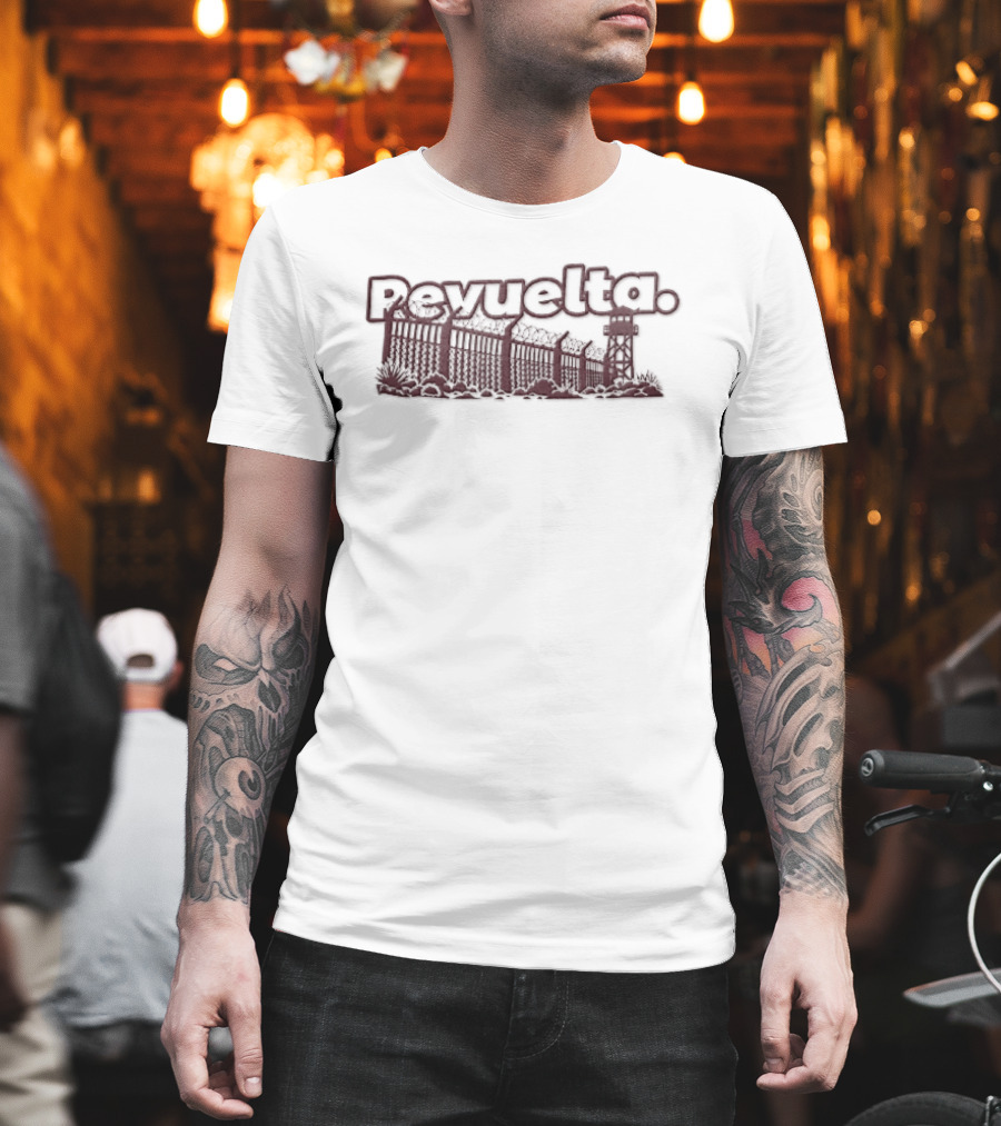 Revuelta Border Wall Barbed Wire Guard Tower Desert Plants T-Shirt