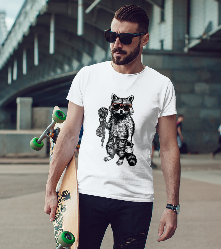 Raccoon Climber Rope Chalk Bag Sunglasses T-Shirt