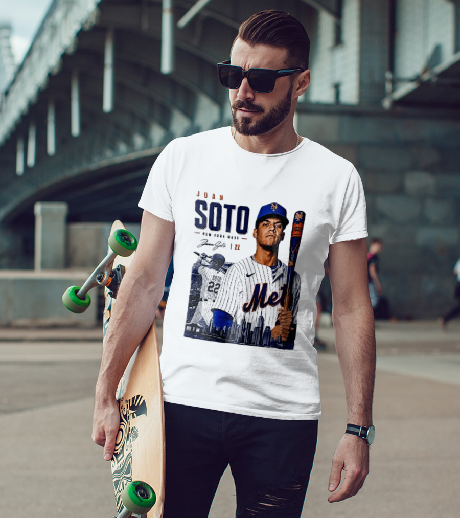Juan Soto New York Mets MLB 22 Player Batting Skyline Collage T-Shirt