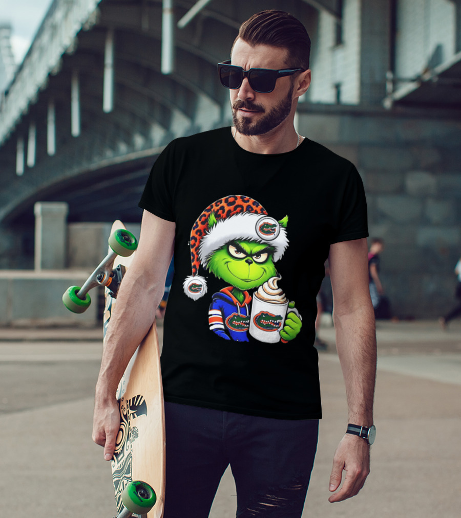 Holiday 2026 Grinch In Florida Gators With Festive And Santa Hat T-Shirt