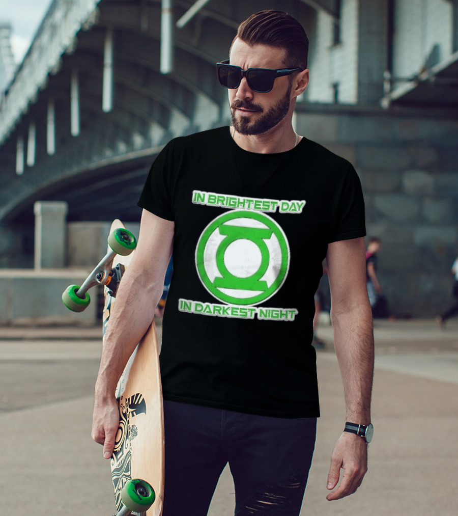 Green Lantern In Brightest Day In Darkest Night T-Shirt