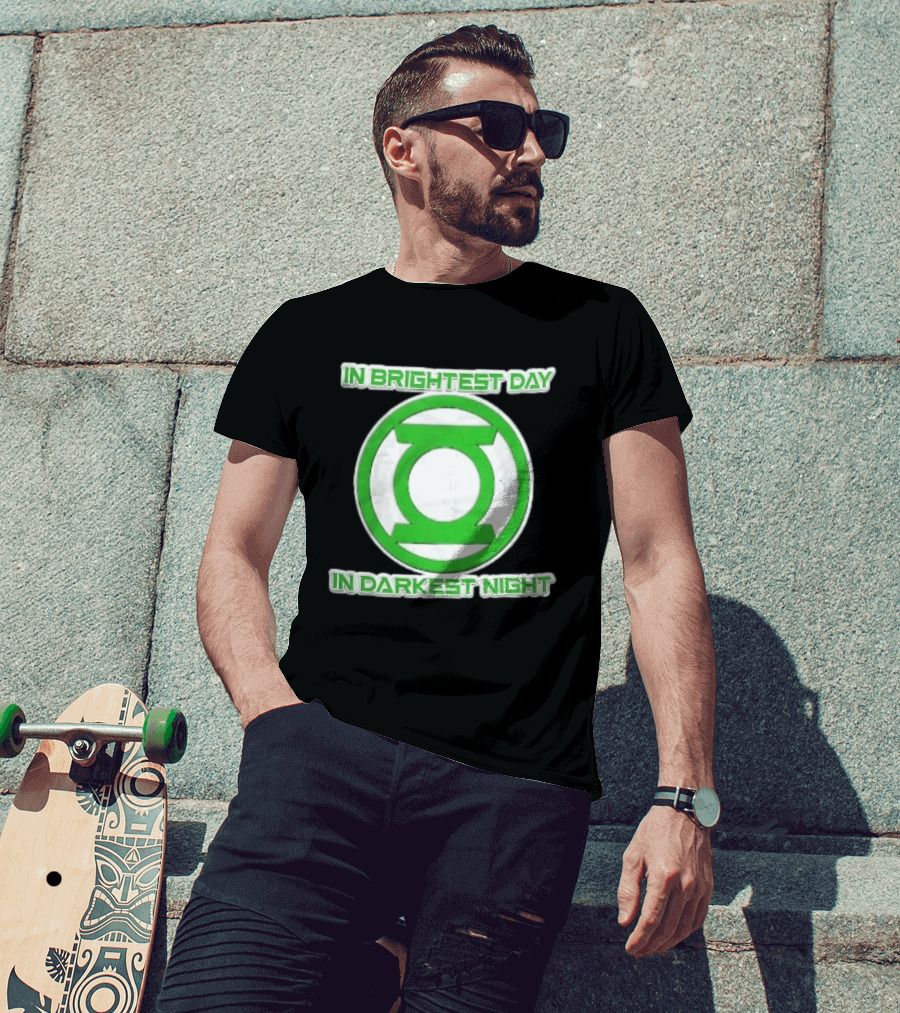 Green Lantern In Brightest Day In Darkest Night T-Shirt