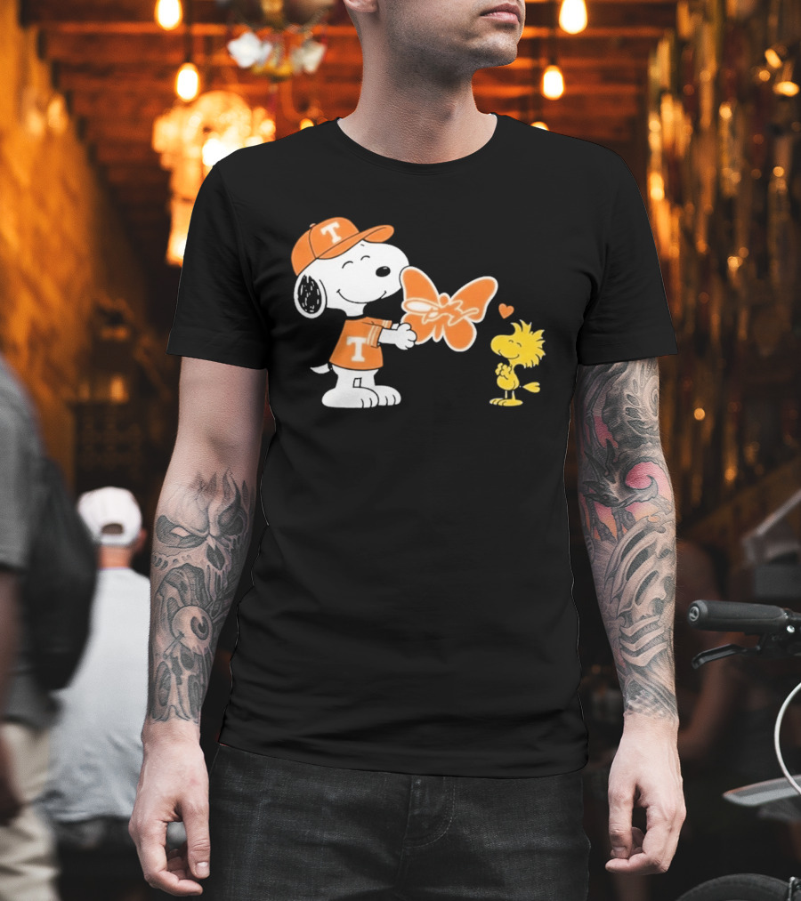 Snoopy Woodstock Tennessee Volunteers Orange Heart Butterfly T-Shirt