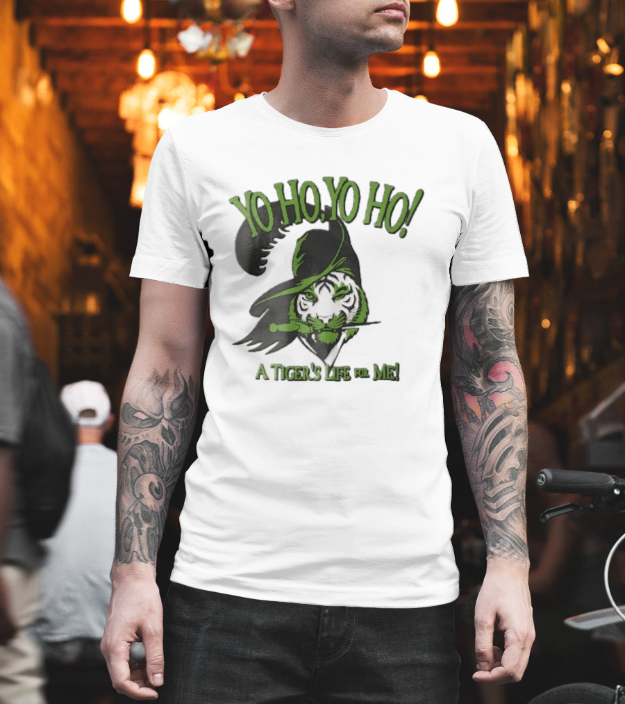 Yo Ho Yo Ho Pirate Tiger Winking Dagger A Tiger's Life For Me T-Shirt