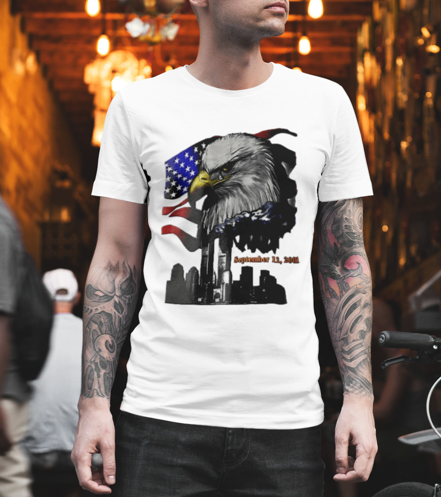 September 11 2001 Twin Towers New York Skyline Crying Bald Eagle American Flag T-Shirt