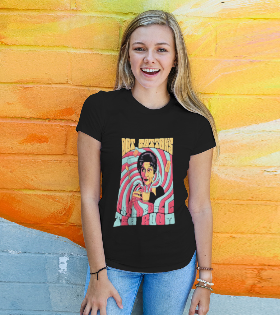 Dot Cotton's Psychedelic Tea Room Eastenders Retro Swirl T-Shirt