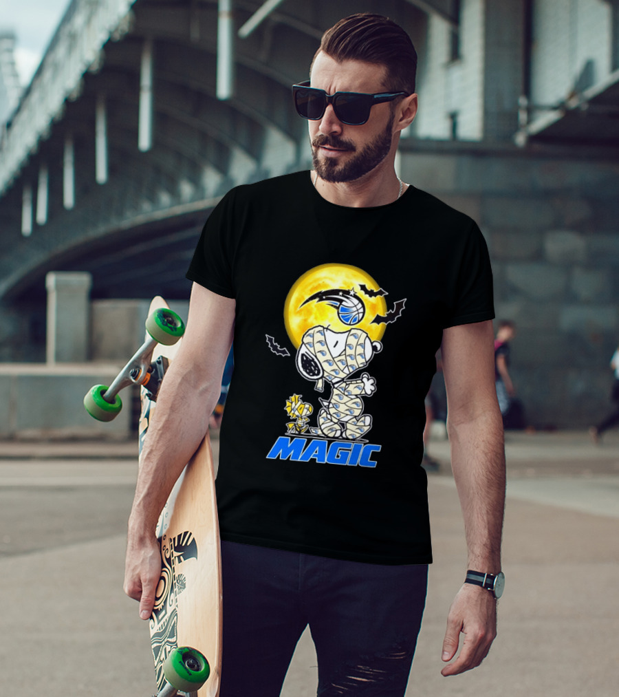 Orlando Magic Snoopy Woodstock Halloween Mummy Cosplay With Moon And Bats T-Shirt