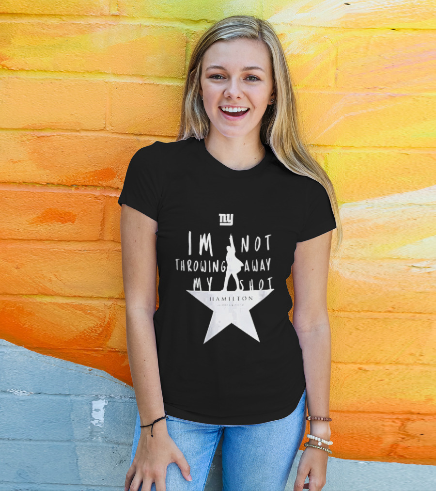 New York Giants I'm Not Throwing Away My Shot Hamilton Musical Silhouette Star T-Shirt