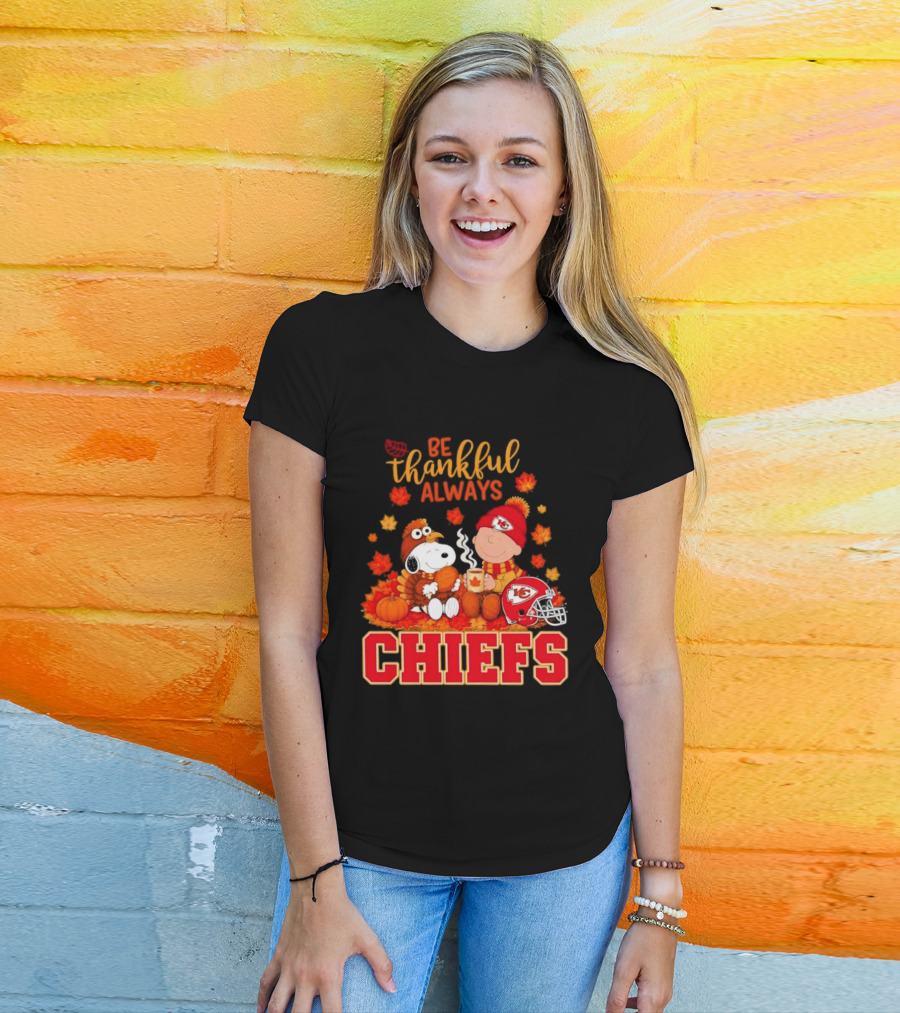 Be Thankful Always Snoopy Charlie Brown Chiefs Fall Leaves T-Shirt