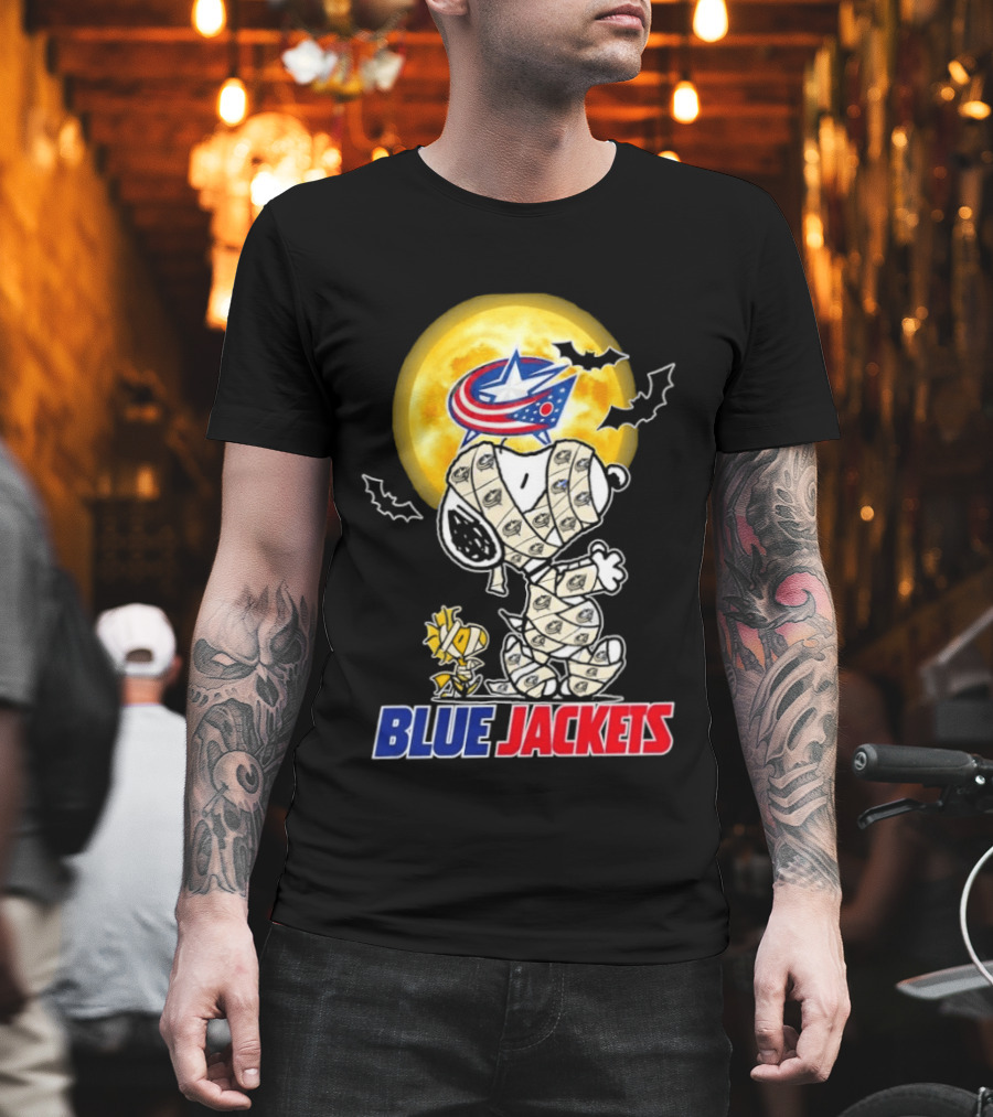 Columbus Blue Jackets Snoopy Woodstock Mummy Halloween Moon T-Shirt