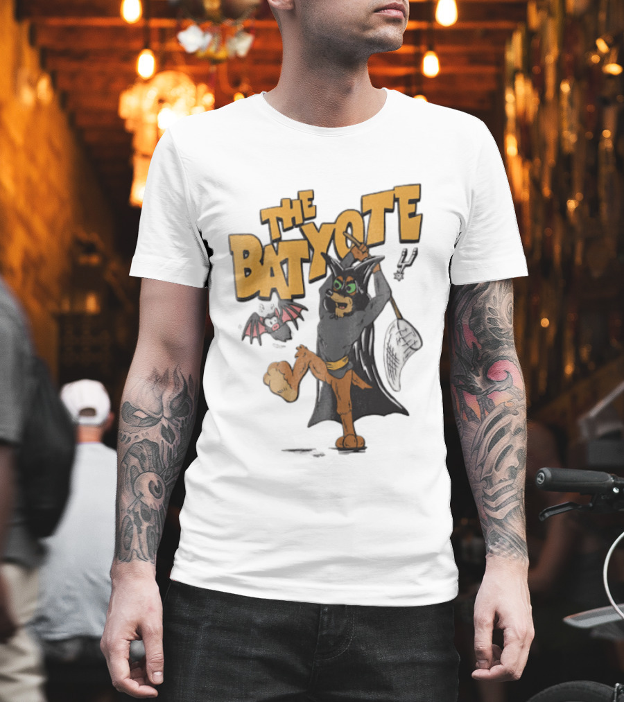 The Bat Yote Coyote Butterfly Net Creature Cartoon San Antonio Spurs NBA T-Shirt