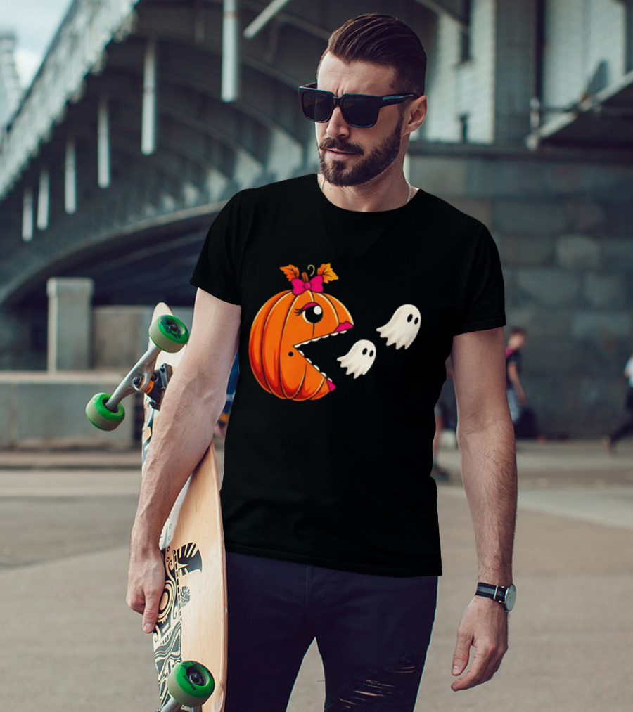 Ms PacMan Pumpkin Ghosts Halloween T-Shirt