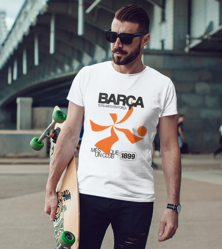 BARÇA Tots Units Fem Força Més Que Un Club 1899 Ecru Pulse Motion T-Shirt