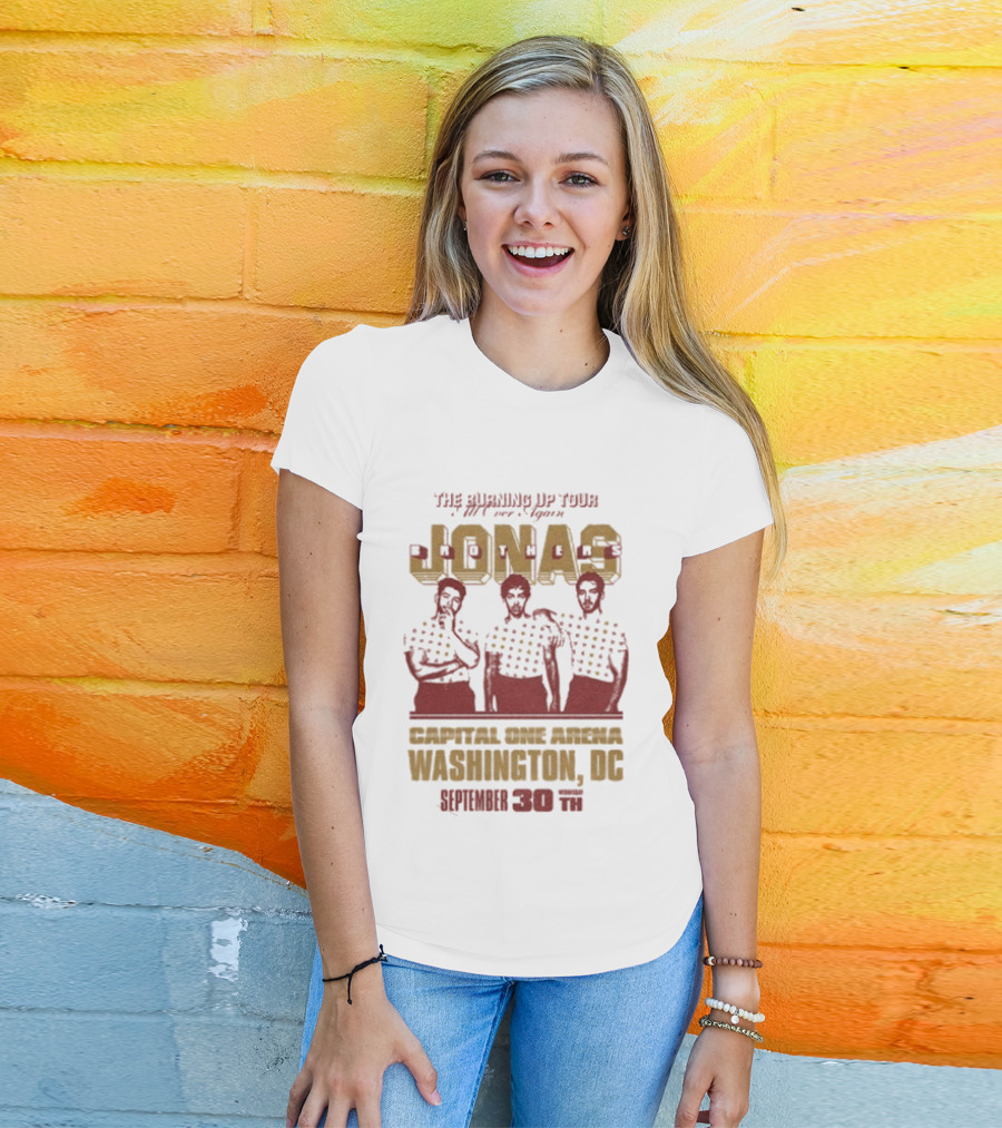 Jonas Brothers Live Tour Capital One Arena Washington DC April 30 T-Shirt