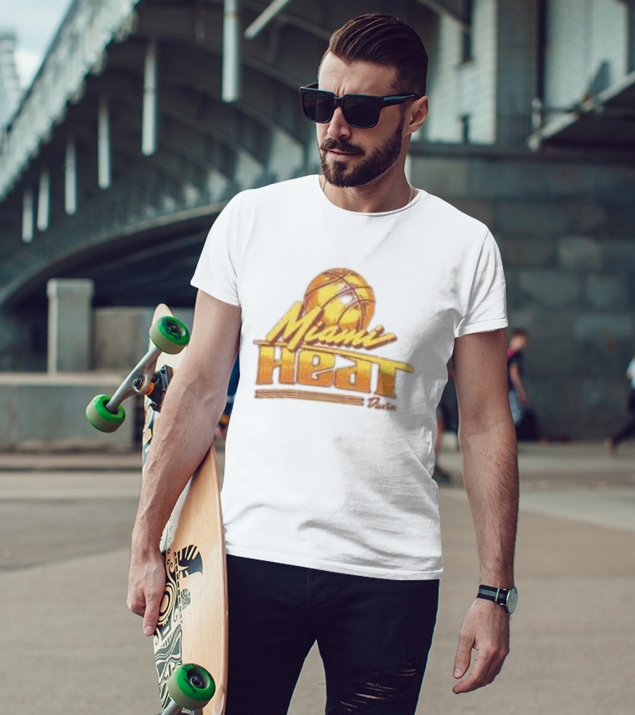 Miami Heat Store Court Culture X Duvin Sundown Vintage Basketball T-Shirt