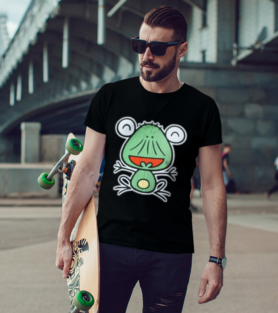 Brooklyn Museum Store Beshi Caps Cartoon Green Frog T-Shirt