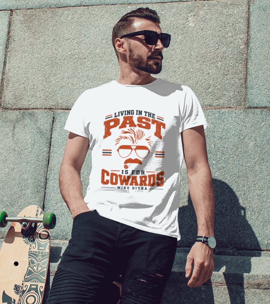 Living In The Past Is For Cowards Mike Ditka 1939 2026 Vintage Sunglasses And Mustache T-Shirt