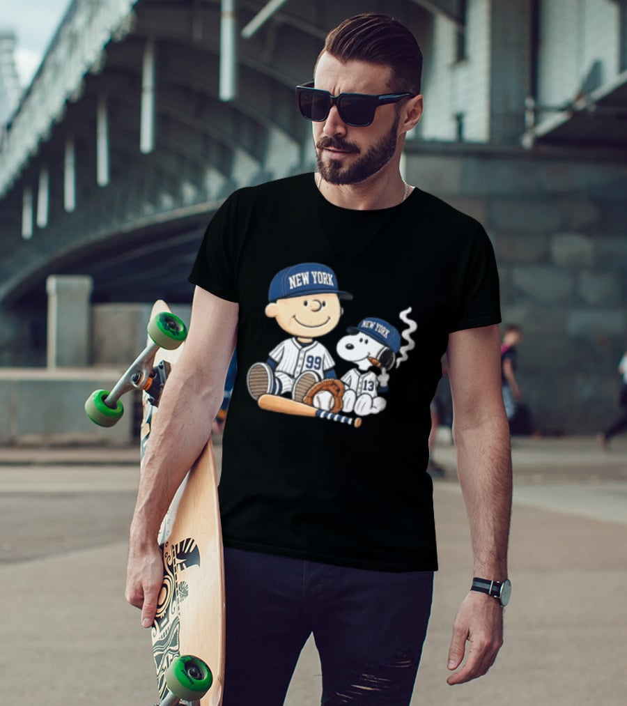 New York Yankees Charlie Brown Snoopy Baseball Uniforms Cigar T-Shirt