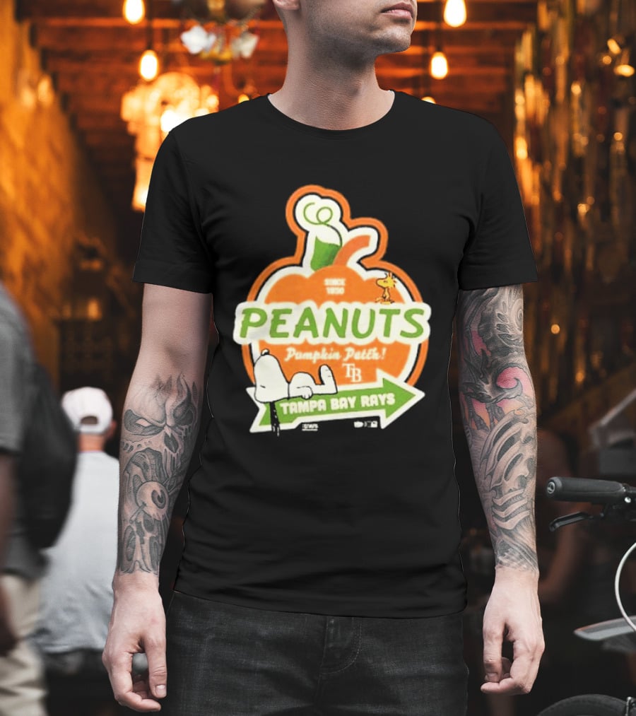 Tampa Bay Rays Peanuts Pumpkin Patch Since 1950 T-Shirt