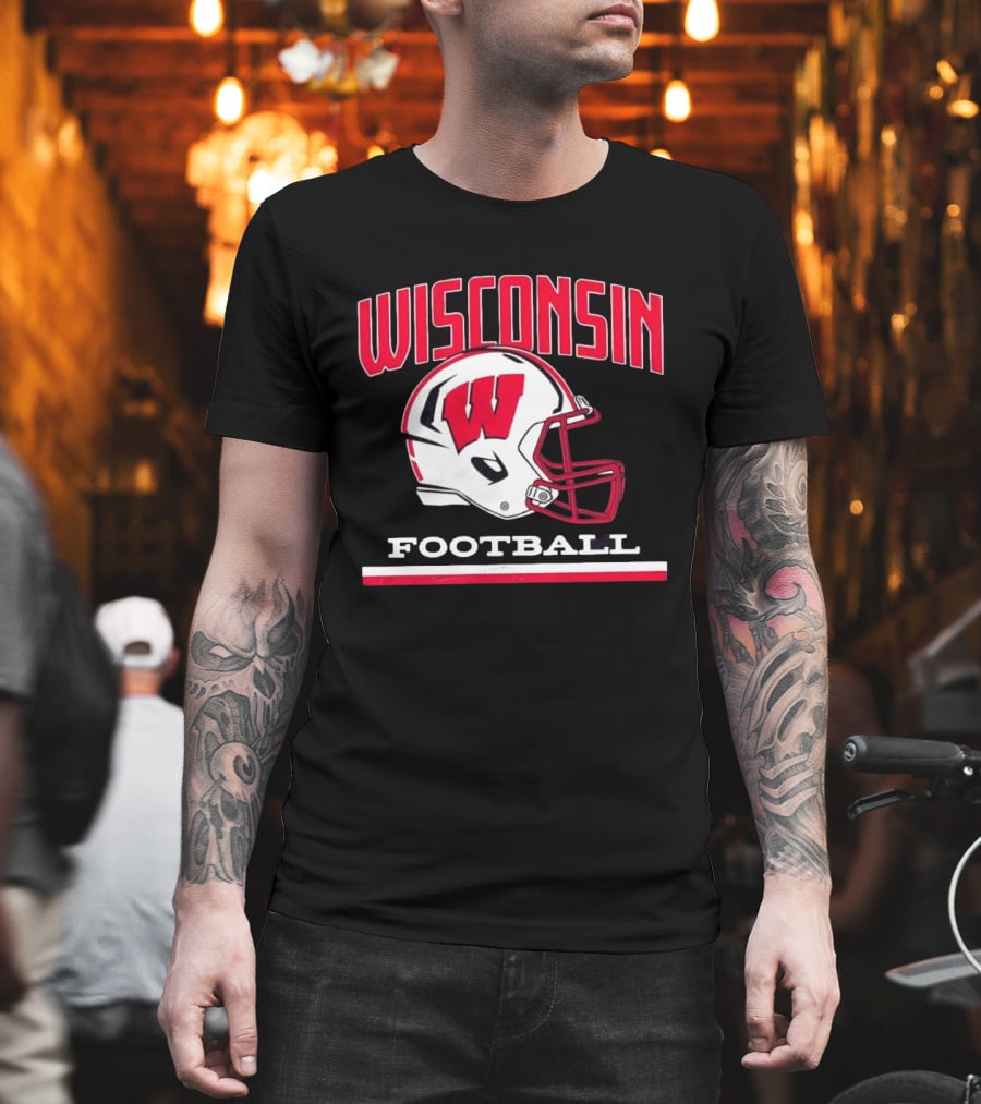 Wisconsin Football Helmet W T-Shirt