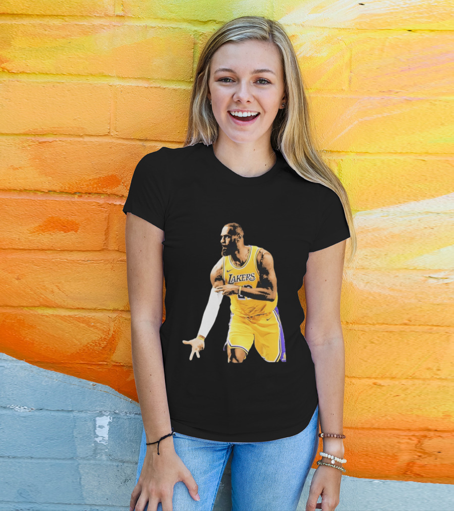 LeBron James Lakers Basketball Icon Gesture T-Shirt