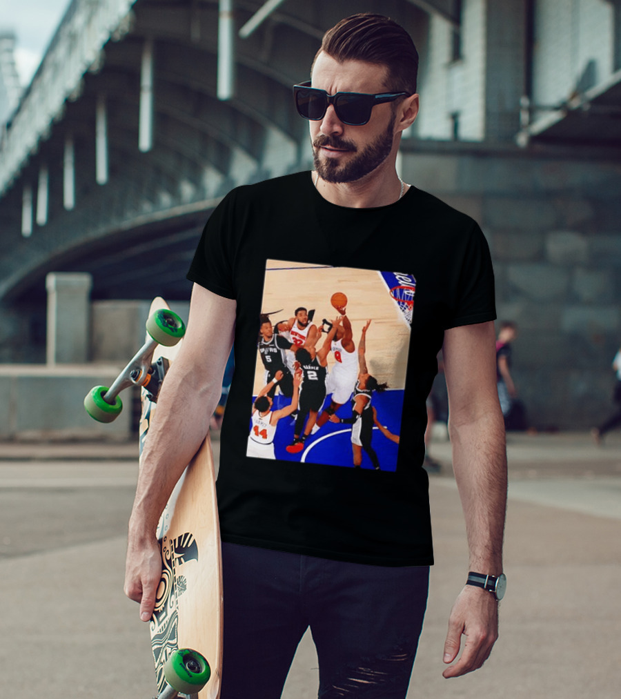 The Putback With OG Knicks Dunking Against Spurs T-Shirt