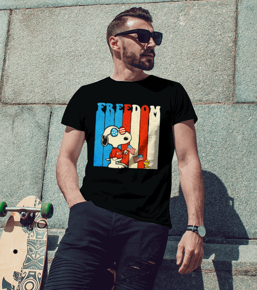 Freedom Snoopy Woodstock Peanuts USA 250th Anniversary Patriotic Celebration T-Shirt