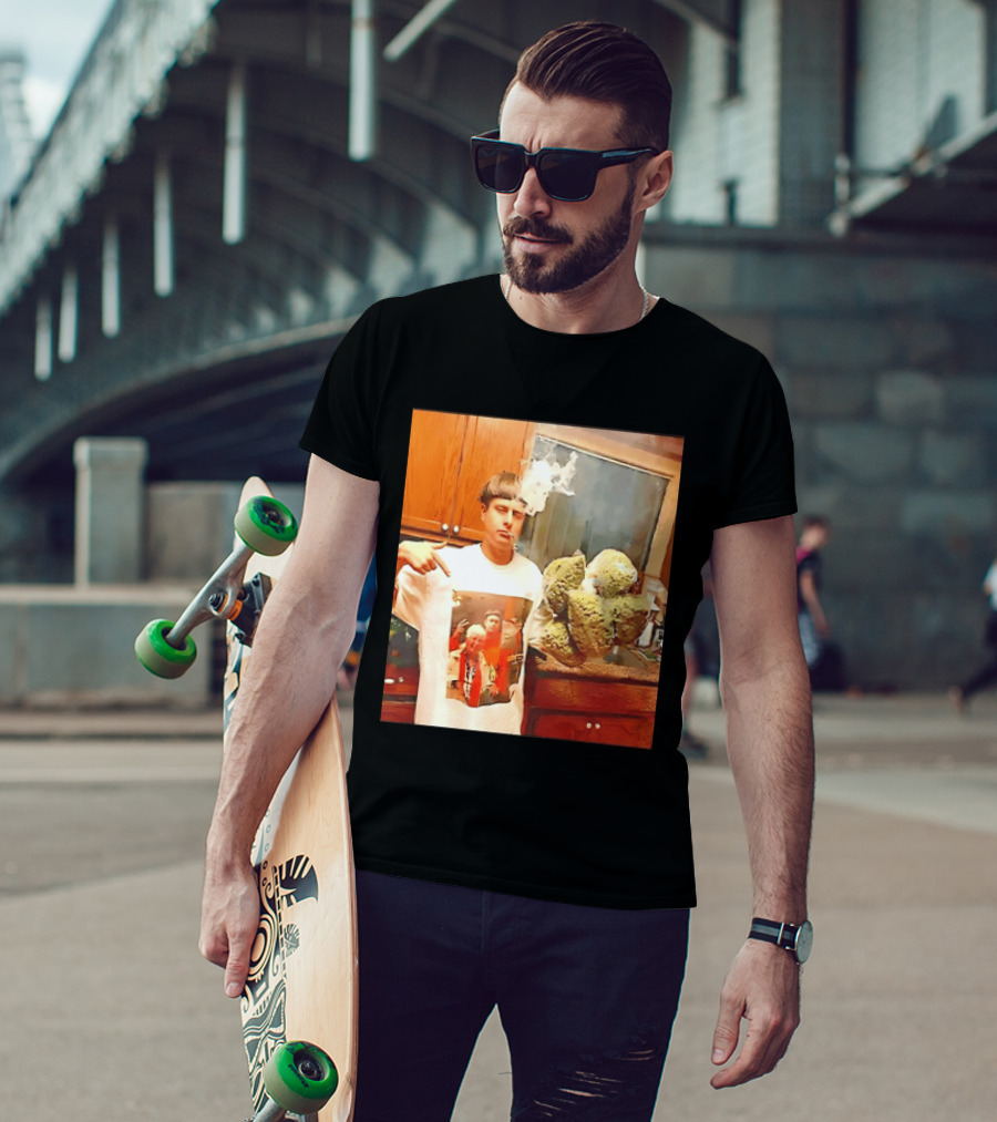 Oliver Tree Cannabis Oversized Buds And With Smoking Image T-Shirt