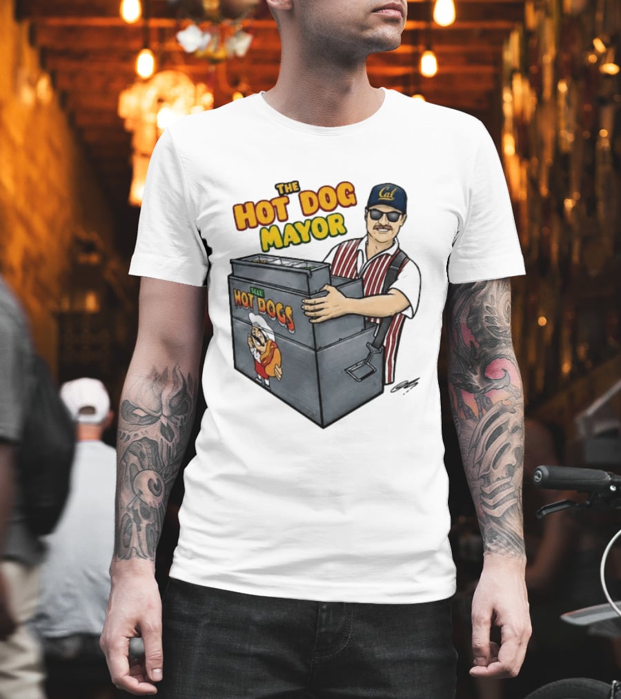 The Hot Dog Mayor Vendor With Cal Hat And Hot Dogs Cart T-Shirt