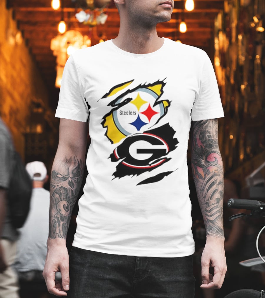 Pittsburgh Steelers Georgia Bulldogs NCAA Football Ripped Torn Effect T-Shirt