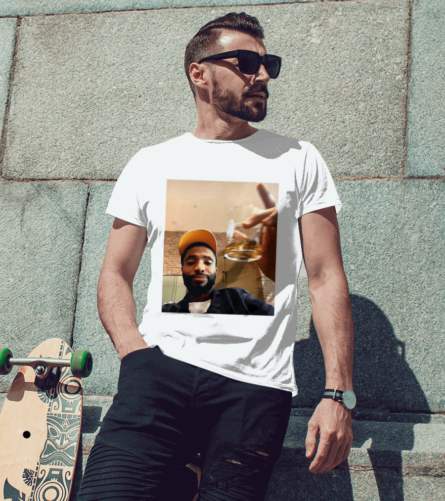 Mikal Bridges New York Knicks Live Stream Hat And Cheers Moment T-Shirt
