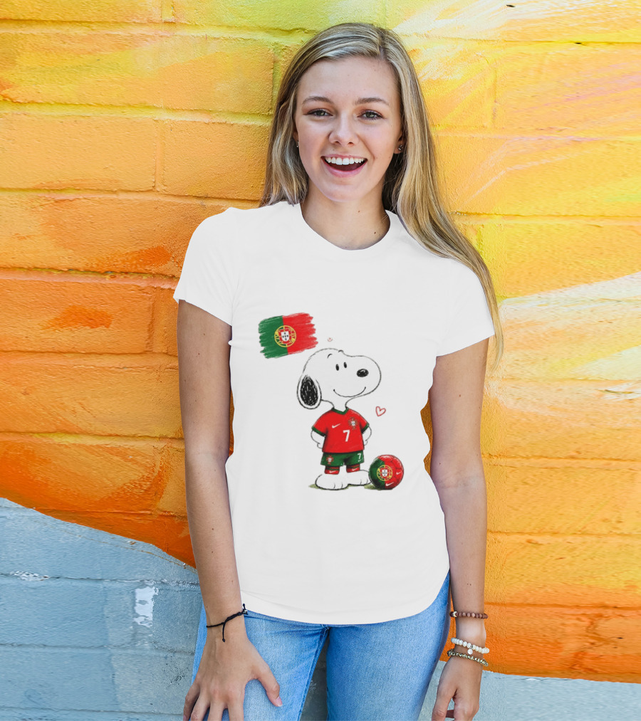 Cristiano Ronaldo Snoopy Portugal Football Number 7 Nike T-Shirt