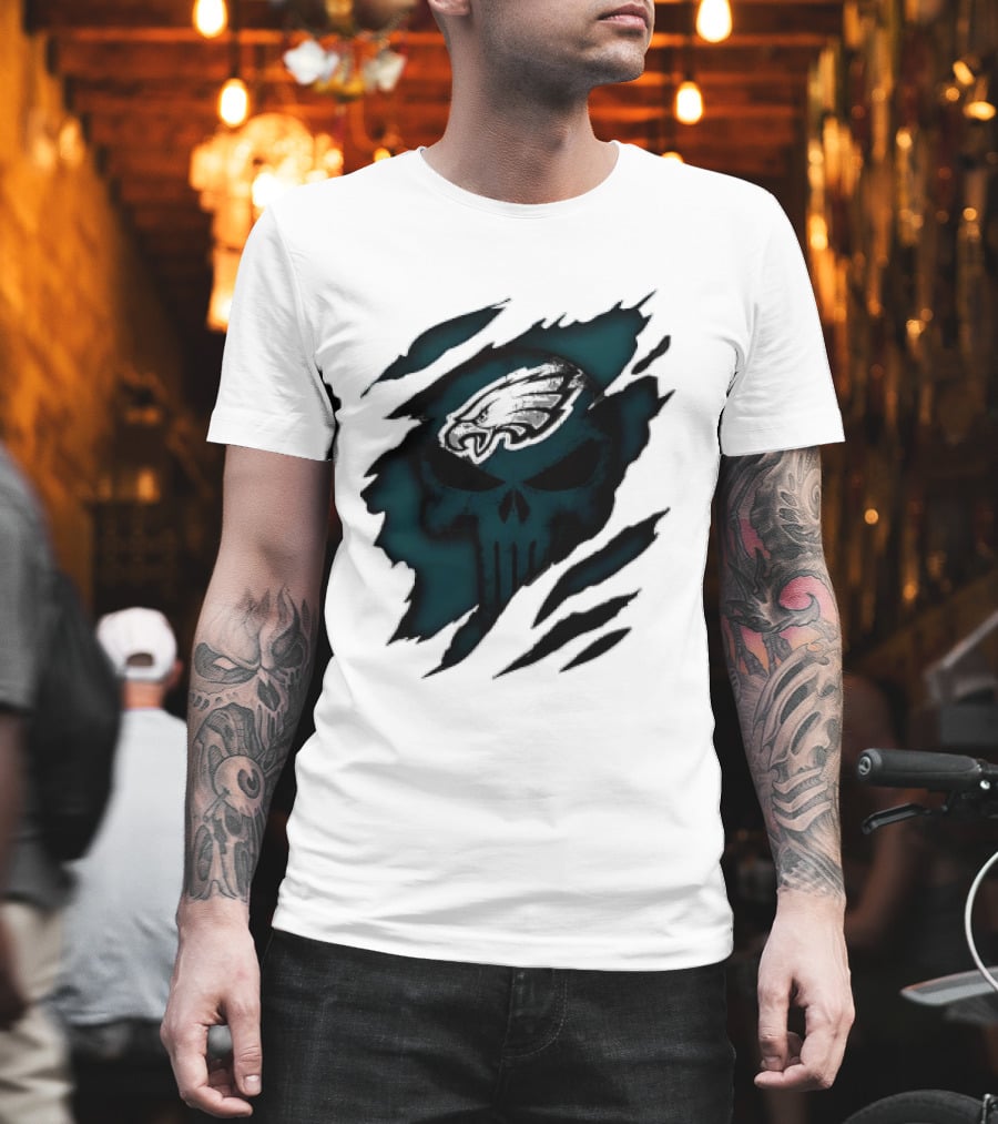Philadelphia Eagles Punisher Skull Ripped Effect NFL Team Merchandise T-Shirt