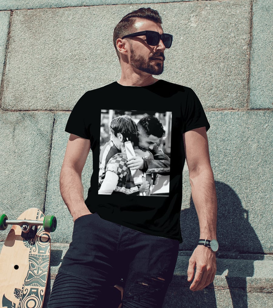 Football Unites The World Luka Modrić Cristiano Ronaldo Hug Memorial T-Shirt